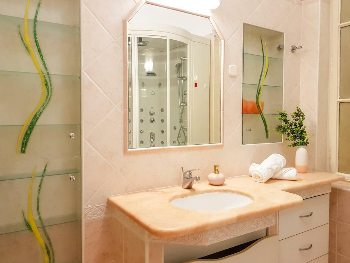 Villa Palma Opatija Bagian luar foto